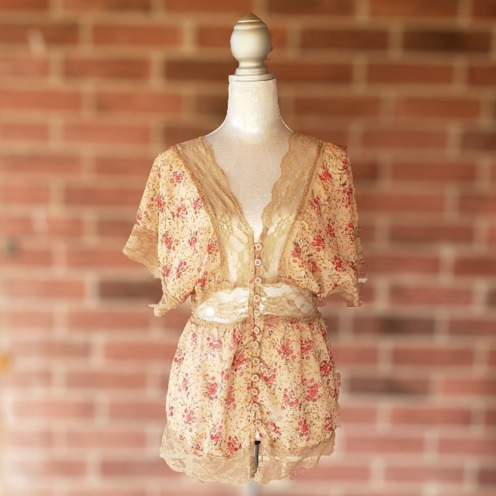Floral Lace Button Up Blouse Size L
